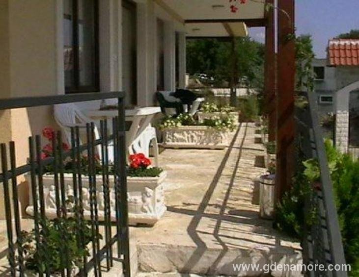 Jungi apartman br. 4 (8)